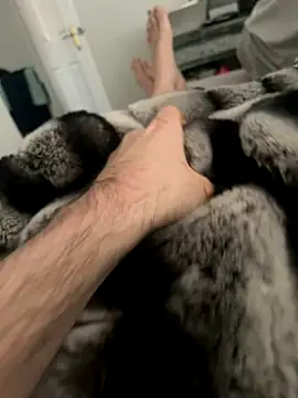 Snapshot of Furdale chatting on December 3, 11:32 am Furdale online show from December 3, 11:32 am