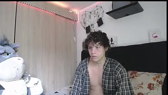 Santiago kiler online show from April 10, 3:52 pm