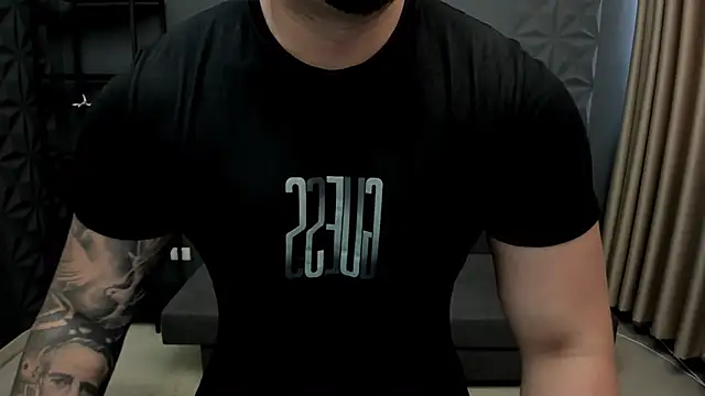 TonyWilcox online show from September 19, 6:14 am