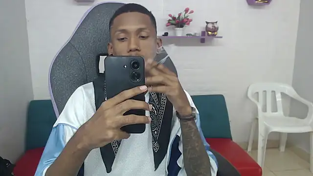 ManSant online show from March 8, 2:49 pm