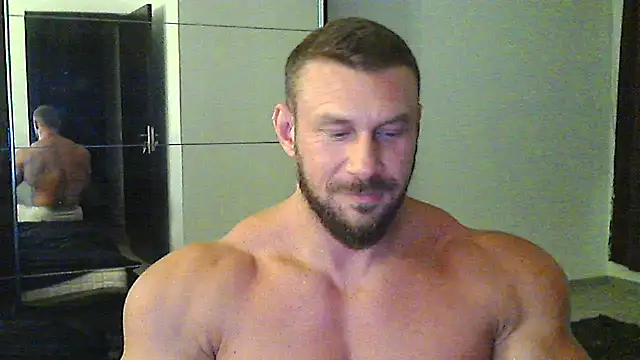 muscularkevin online show from September 10, 6:50 pm