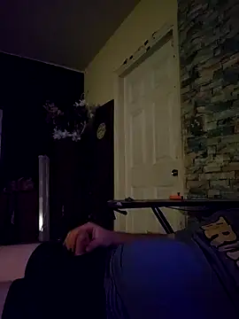 Hotredheadandtoungelasher online show from April 21, 1:50 pm