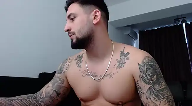  DylanGreen online show from February 13, 8:59 am