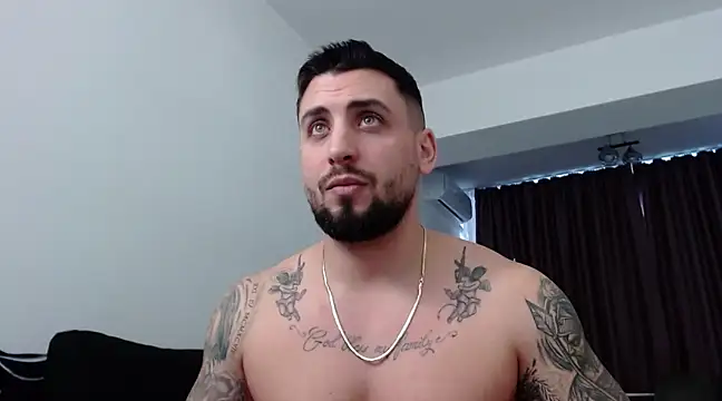  DylanGreen online show from February 23, 9:50 am