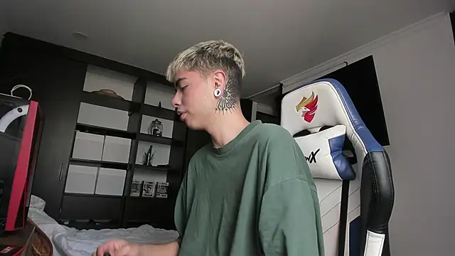  morghan  online show from December 7, 6:26 pm