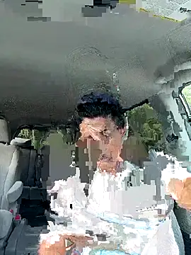 Snapshot of pumaHotz chatting on October 28, 2:41 pm pumaHotz online show from October 28, 2:41 pm