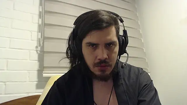 hung weeb online show from February 9, 3:00 am