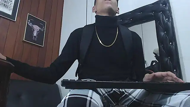 GaboReyes online show from January 28, 3:15 am