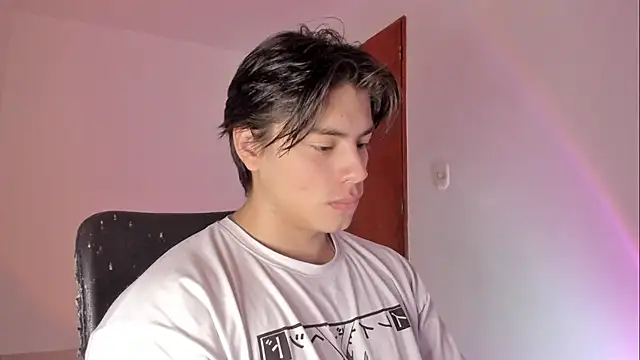 Giordano Russo online show from April 11, 2:42 pm