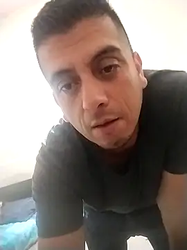 starplss online show from April 2, 3:48 am