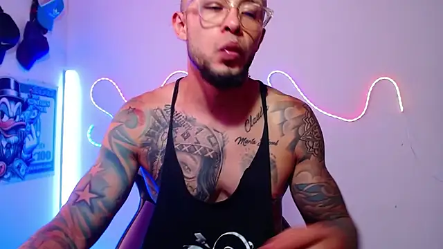 sebastian horny online show from April 2, 9:11 pm