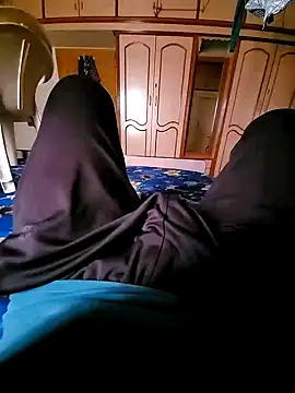 vansh1802 online show from February 22, 8:29 am