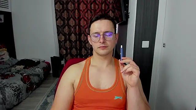 sexxymuscles4u online show from February 27, 12:17 pm