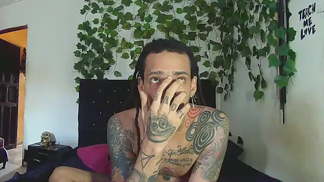 caribbeanlover1 online show from April 15, 8:09 pm