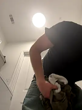 Snapshot of smokeymt420 chatting on September 12, 5:29 am smokeymt420 online show from September 12, 5:29 am