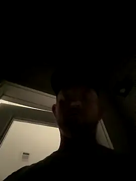 Snapshot of smokeymt420 chatting on September 27, 6:33 am smokeymt420 online show from September 27, 6:33 am