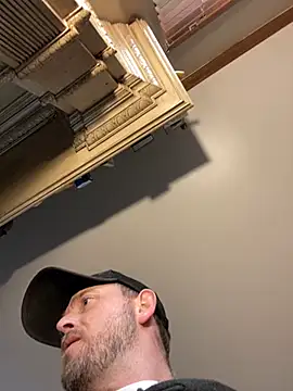 Snapshot of smokeymt420 chatting on January 9, 5:33 pm smokeymt420 online show from January 9, 5:33 pm