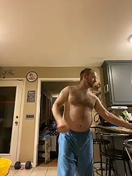 Snapshot of smokeymt420 chatting on February 9, 11:25 am smokeymt420 online show from February 9, 11:25 am