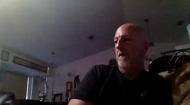 Yankeedave420 online show from December 11, 8:05 pm