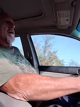 Yankeedave420 online show from January 1, 2:52 pm