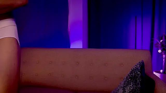 Liam V online show from January 17, 12:35 am