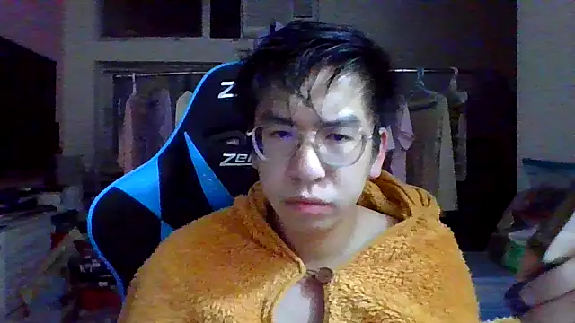 charlie xdd online show from March 18, 1:12 pm