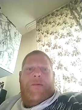 Baumhackel online show from April 12, 3:46 pm