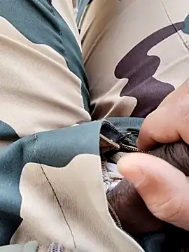 Cute boy 690 online show from February 22, 1:22 am