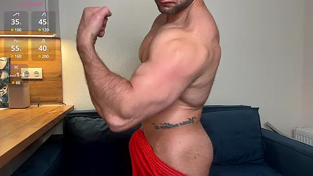 Snapshot of michaelbradleu chatting on March 3, 4:56 am michaelbradleu online show from March 3, 4:56 am