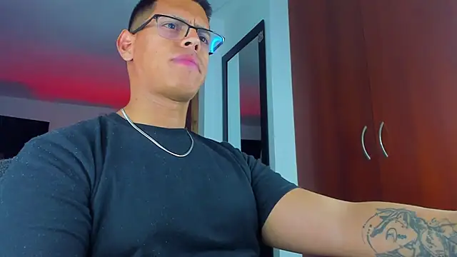  John Boy  online show from March 8, 2:04 am