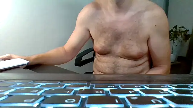 Snapshot of Horney_boy86 chatting on September 13, 11:06 pm Horney boy86 online show from September 13, 11:06 pm