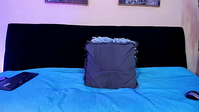 Sweet Alessandre online show from November 18, 7:28 pm