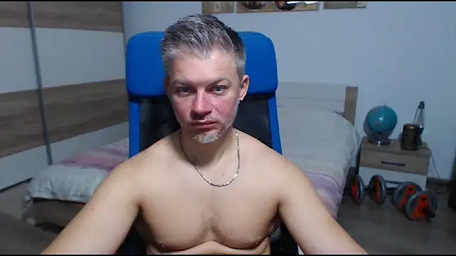 RobbyShawz online show from September 29, 6:34 am