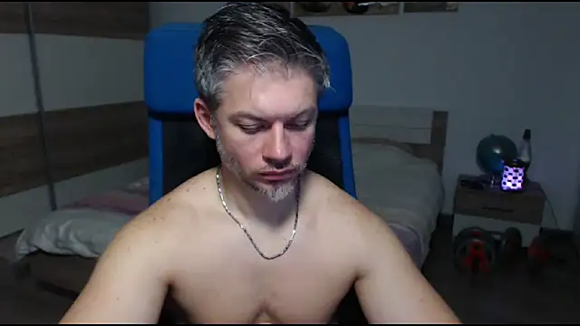 RobbyShawz online show from February 14, 9:10 pm