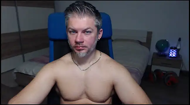 RobbyShawz online show from December 22, 5:34 am