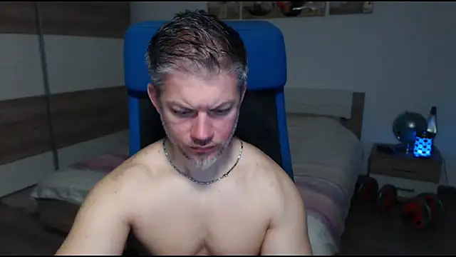 RobbyShawz online show from March 15, 5:41 am