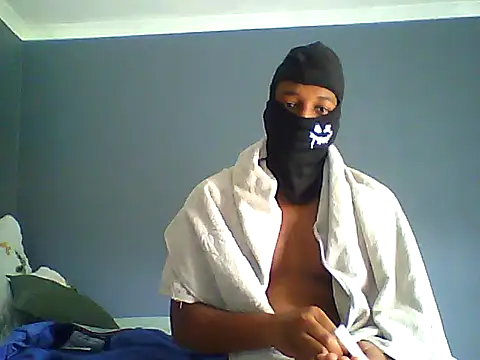 TitularAdaption online show from December 4, 7:59 am