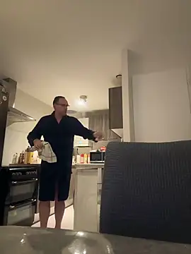 DUDURAxh online show from January 17, 7:00 am