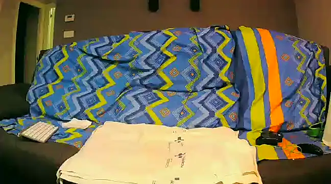 txan9876 online show from December 19, 6:12 pm