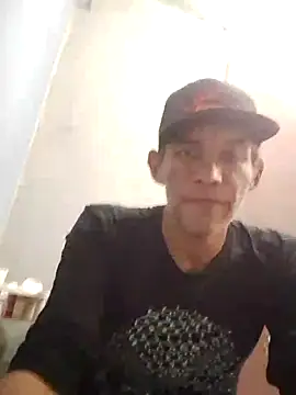 MarsWood online show from November 12, 7:08 pm