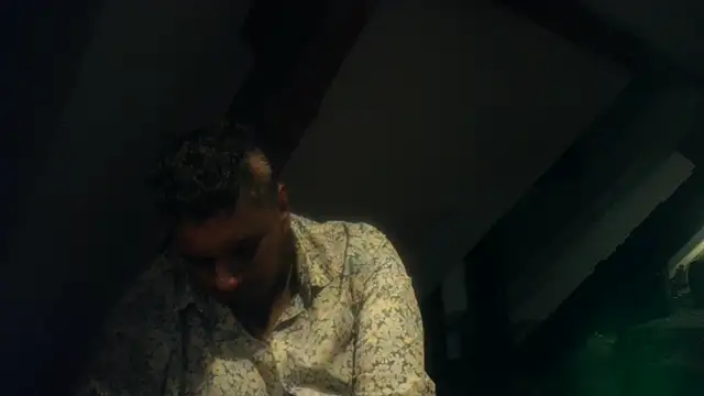 Snapshot of Bandusrilankasexymen chatting on October 31, 9:40 pm Bandusrilankasexymen online show from October 31, 9:40 pm