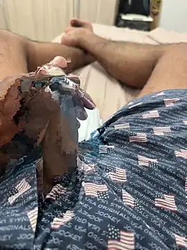 Snapshot of vicky_897n chatting on September 15, 2:51 pm vicky 897n online show from September 15, 2:51 pm