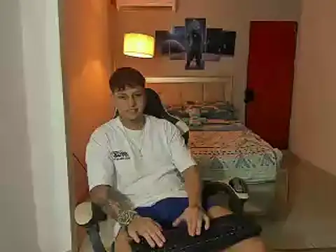 Jake simons online show from December 23, 10:33 pm