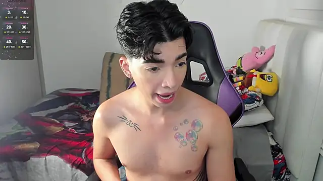 santy7v7 online show from February 12, 1:37 pm