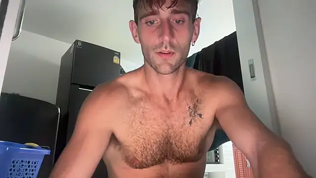 lukegunn online show from March 5, 11:06 pm