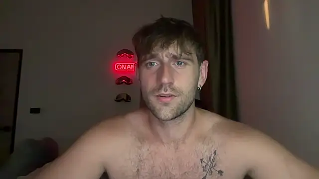 lukegunn online show from April 16, 11:29 pm