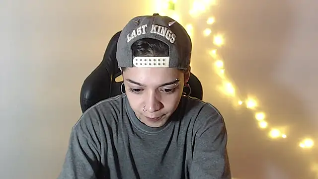 Snapshot of saad_man chatting on January 17, 6:57 am saad man online show from January 17, 6:57 am