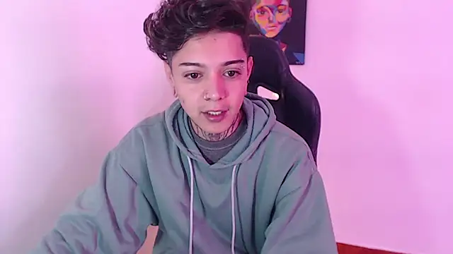 Snapshot of saad_man chatting on January 3, 4:16 pm saad man online show from January 3, 4:16 pm