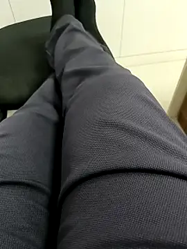 Desi Londa 143 online show from March 3, 7:39 am