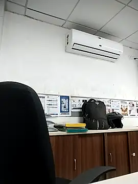 Desi Londa 143 online show from September 17, 6:58 am